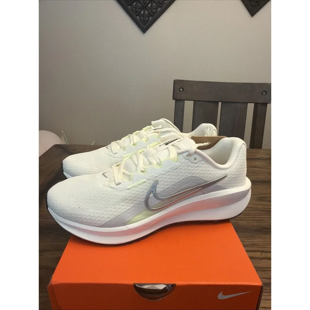 Sz 9 Nike Wmns Downshifter 13 Sail Metallic Silver Women Road Running FD6476